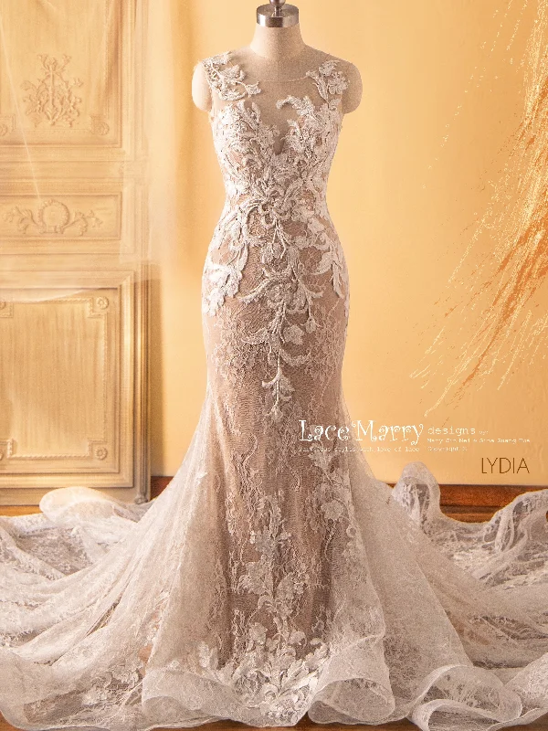 LYDIA / Magnificent Wedding Dress with Beaded Lace Design